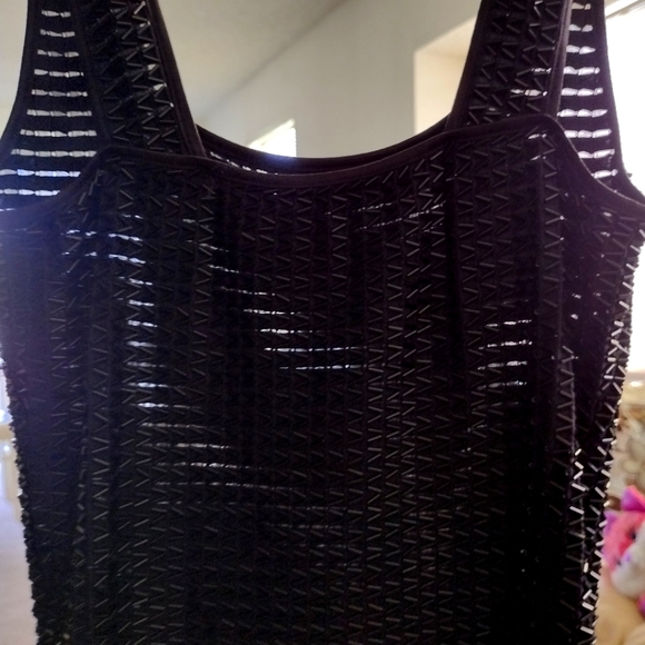 Black, Small Epic New York Tank - Picture 2 of 2